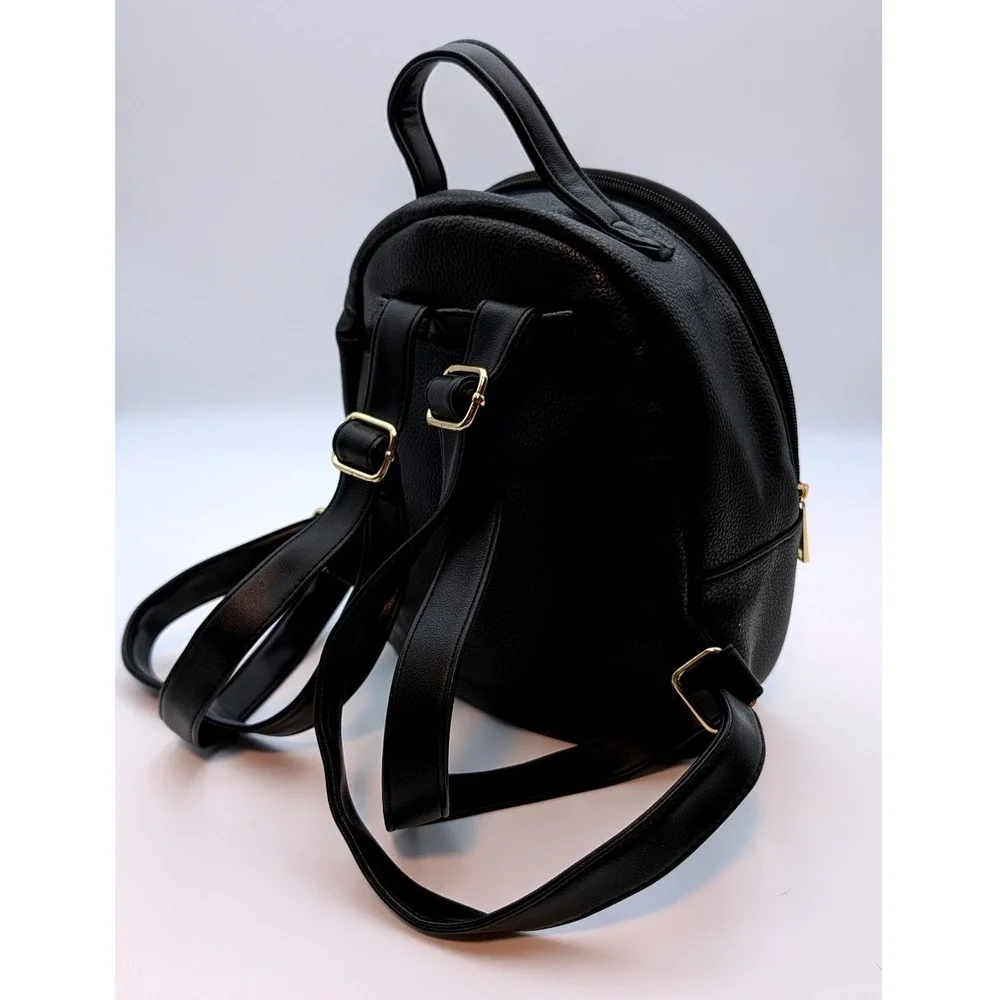 Juicy Couture Black Mini Backpack Gold Heart Chain Detail Pebbled Faux Leather
